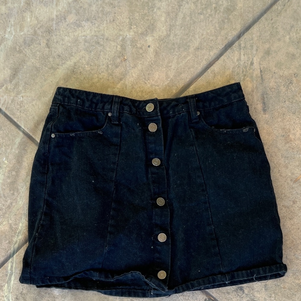 Black Skirt